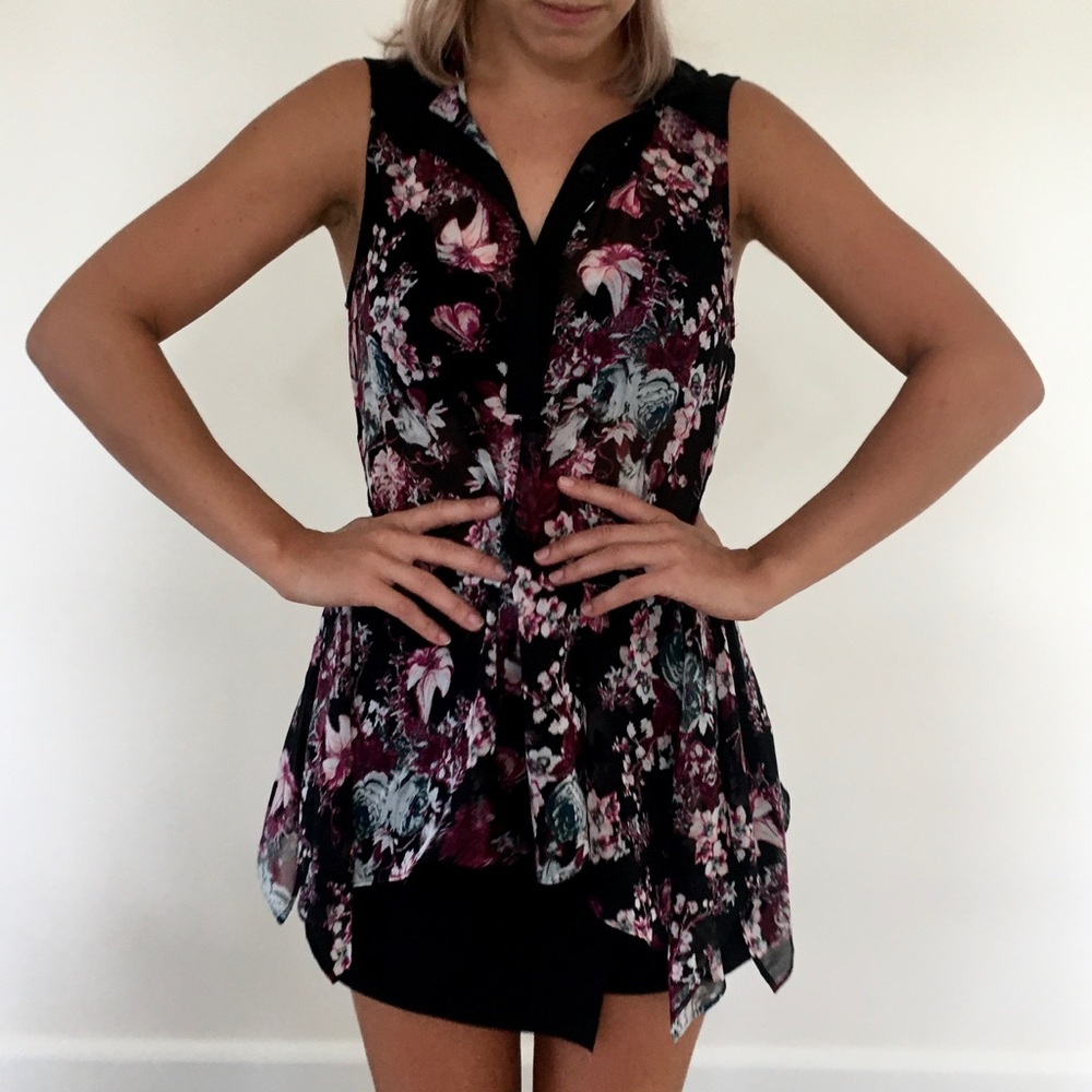 BCBG Floral Top